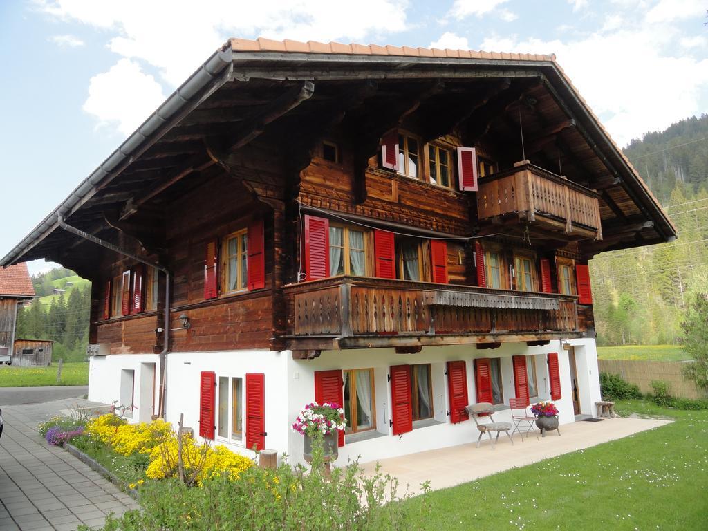 Casa Antica Lejlighed Gstaad Eksteriør billede